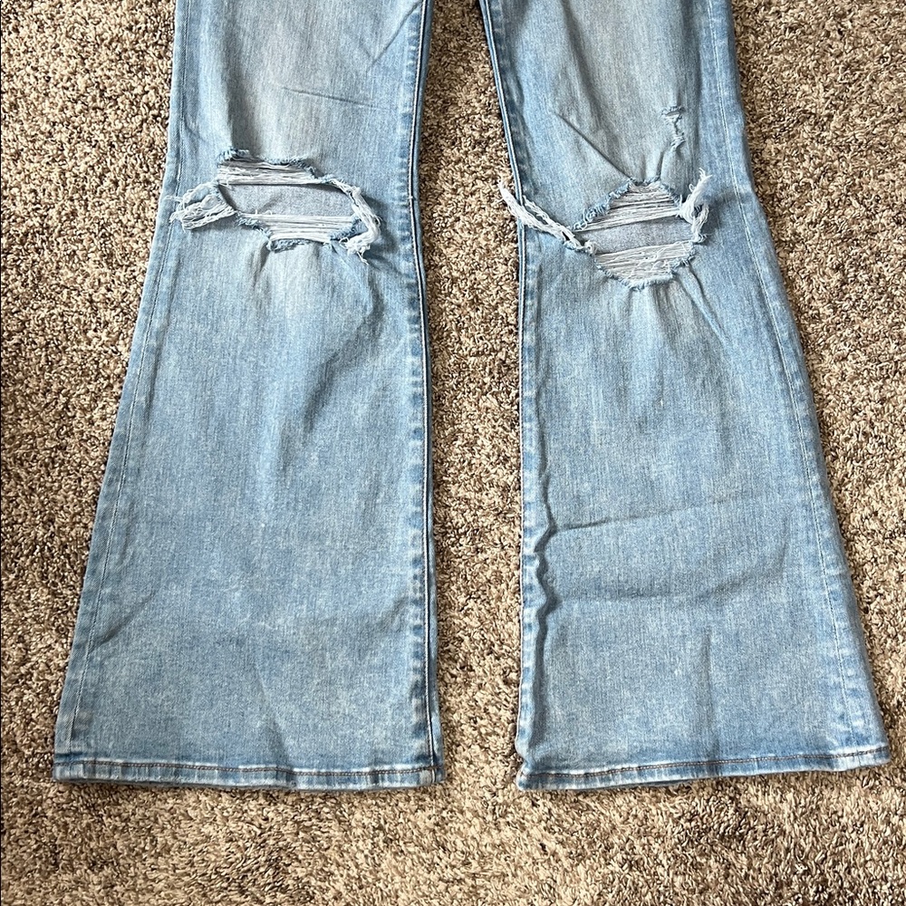 AE Low Rise Distressed Flare - Picture 3 of 6